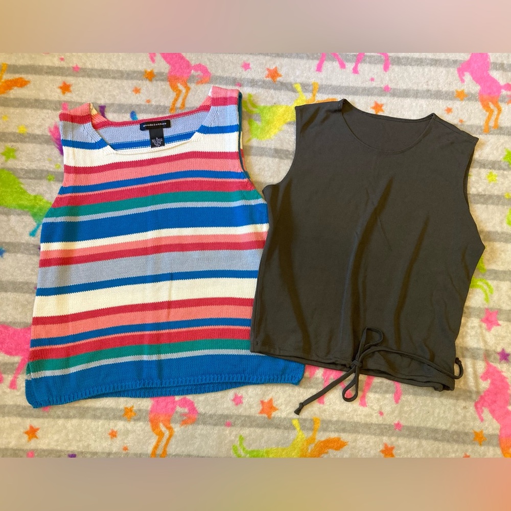 🐀Lot of 2 Vintage Y2K 2000s Tank Tops, size Small